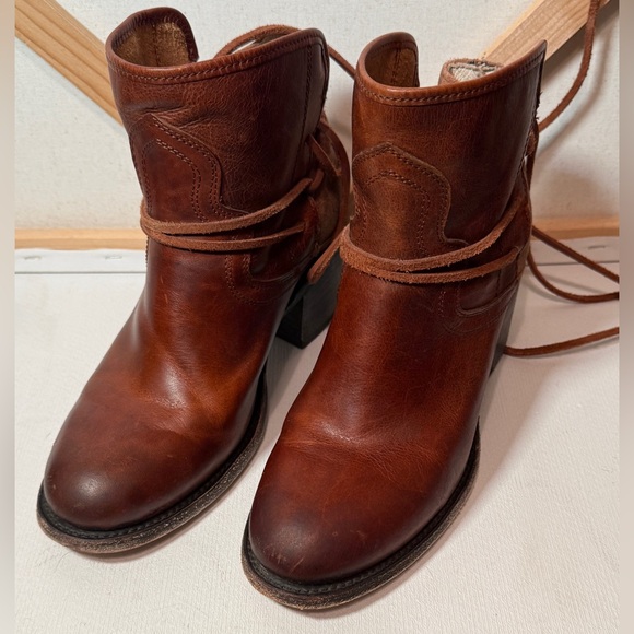 Freebird by Steven Casey Cognac Brown Leather & Suede Ankle Boots Sz 9 - Picture 5 of 6